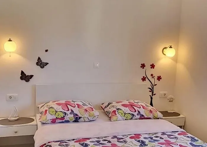 Blue Morning Apartments, - By Ta Leut Agency Lejlighed